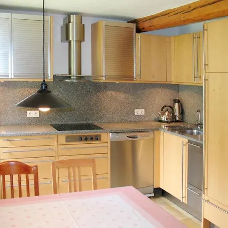 Sleeps 16 Pool Wifi