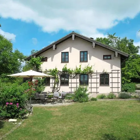 Sleeps 16 Pool Wifi Langenaltheim